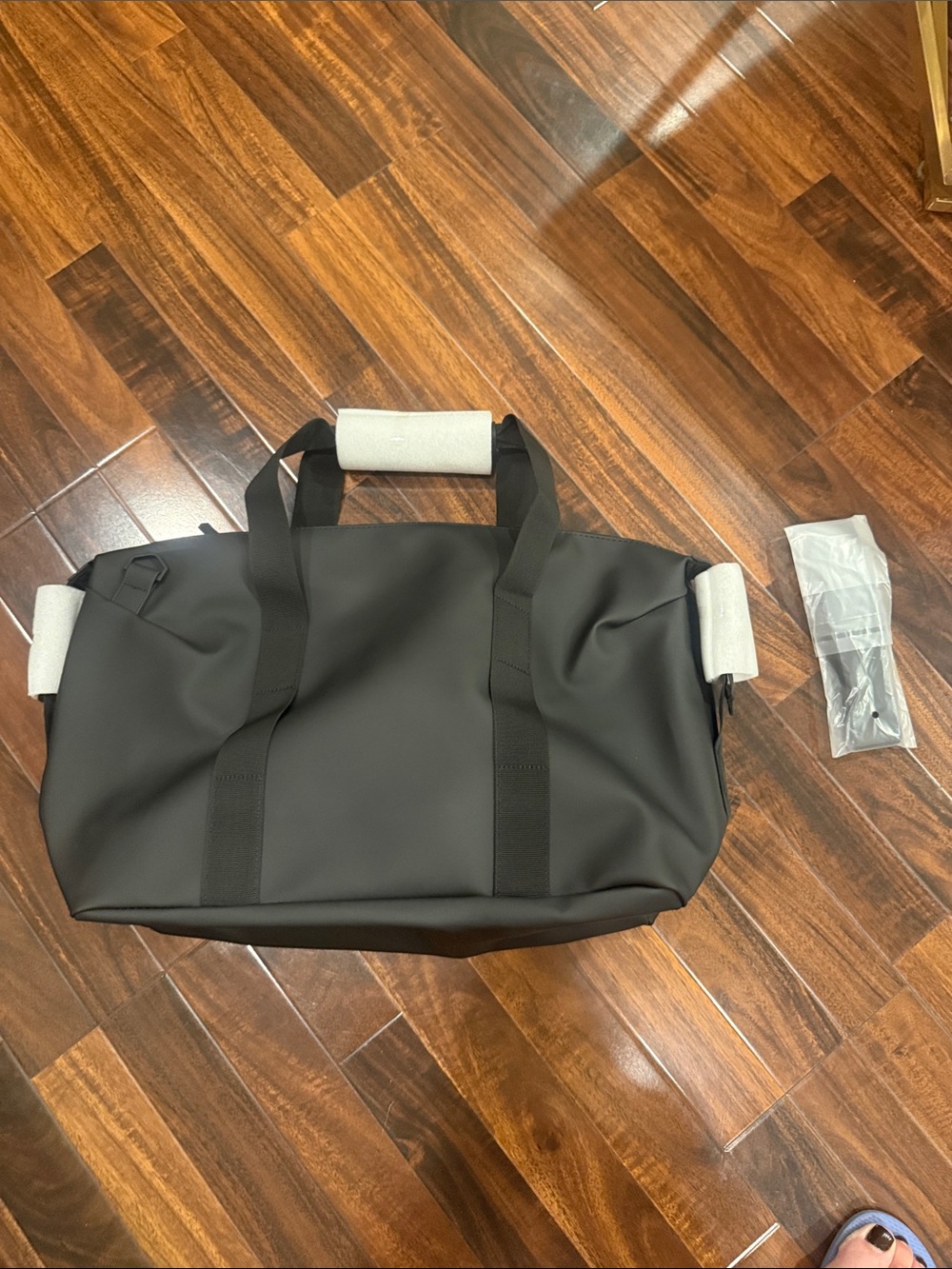 Rains Black Men's Duffel Bag